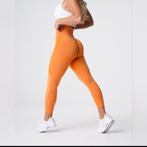 NVGTN Contour Seamless Leggings Sunset Orange Size Small